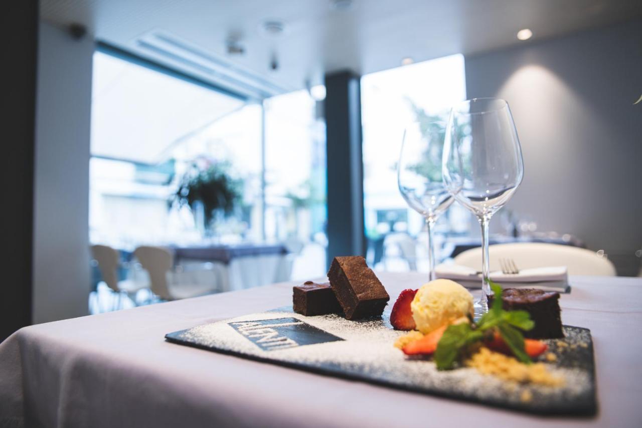Alenti Sitges Hotel Εξωτερικό φωτογραφία
