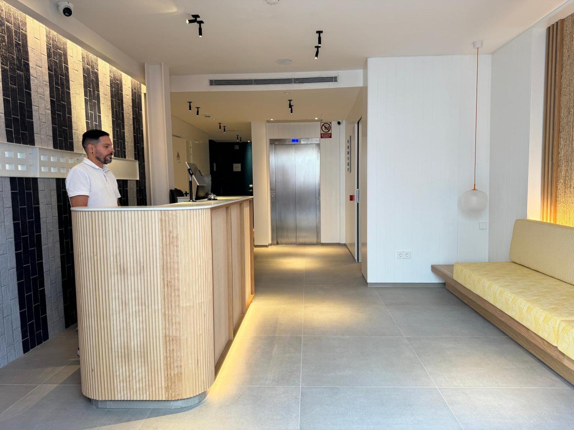 Alenti Sitges Hotel Εξωτερικό φωτογραφία