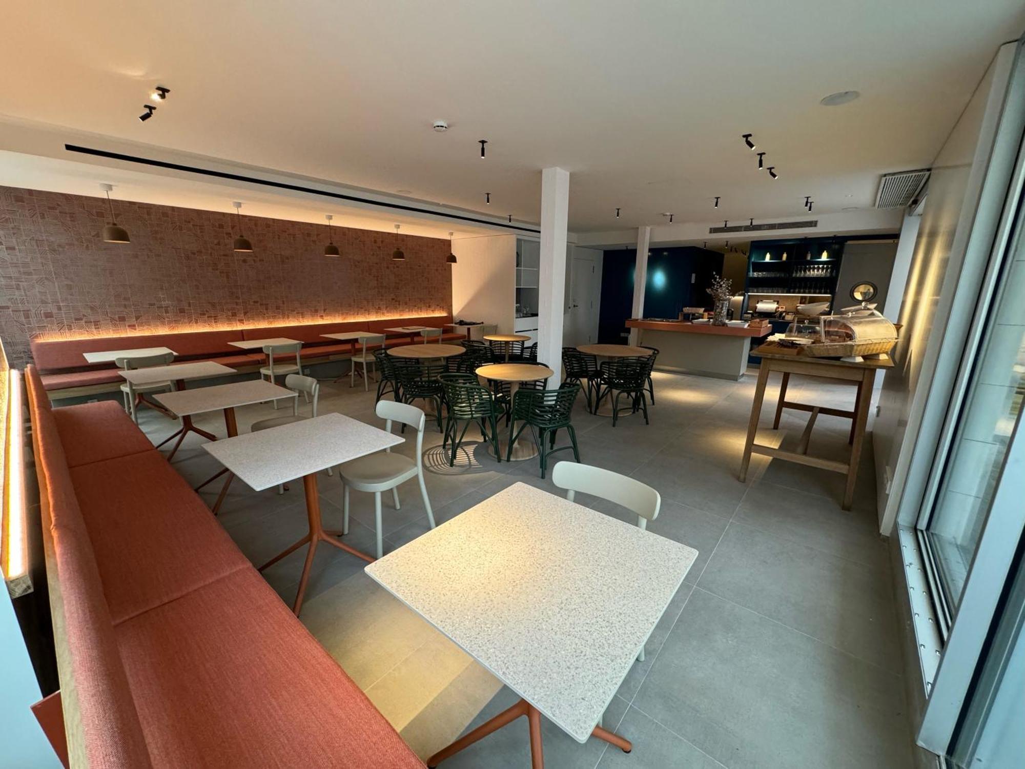 Alenti Sitges Hotel Εξωτερικό φωτογραφία