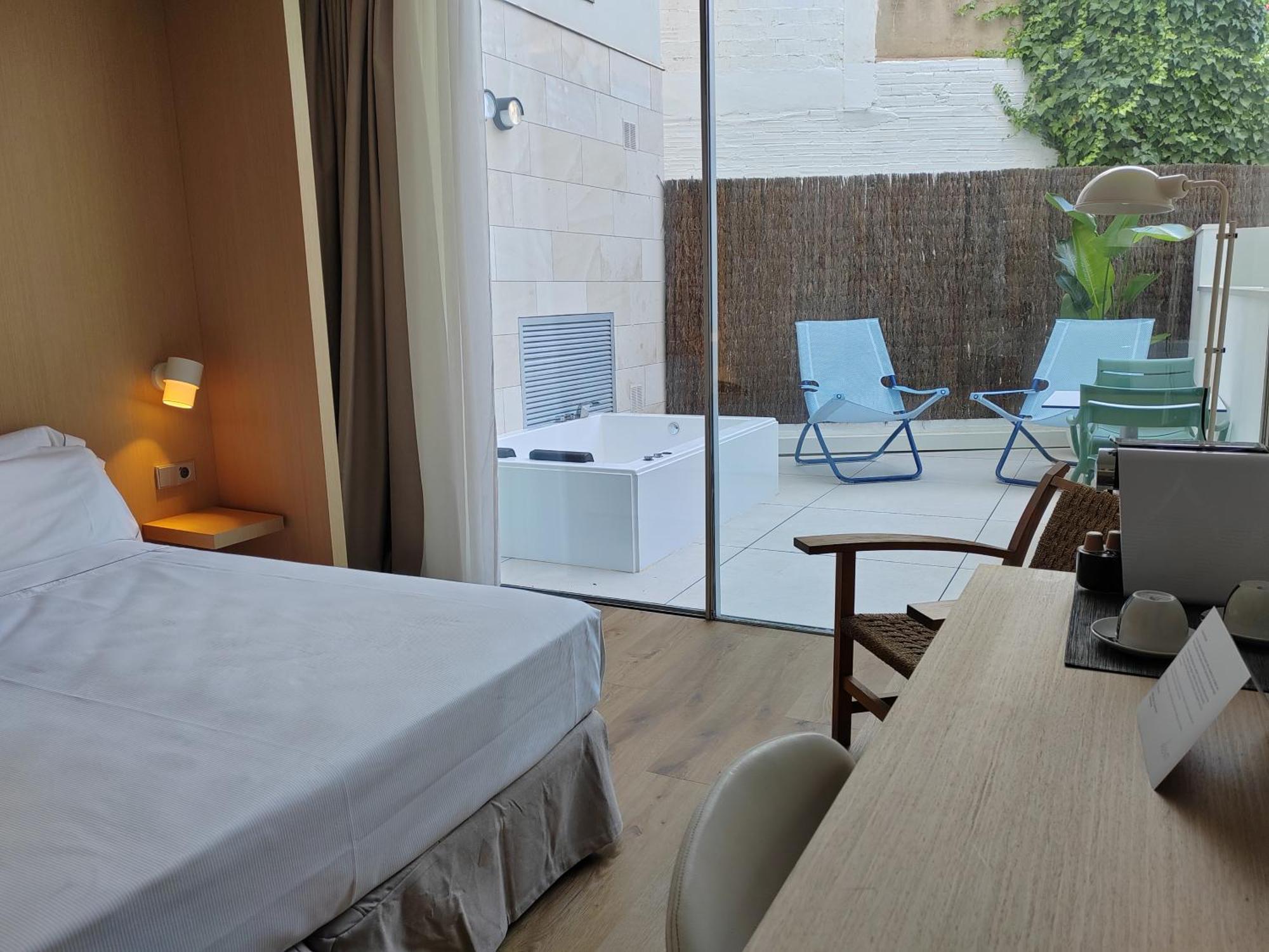 Alenti Sitges Hotel Εξωτερικό φωτογραφία